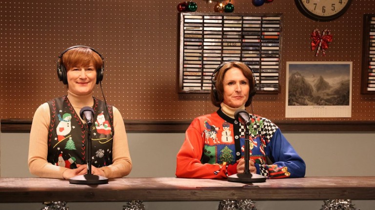 SNL50: THE ANNIVERSARY SPECIAL -- Pictured: (l-r) Ana Gasteyer and Molly Shannon in the “Andy’s Song” sketch